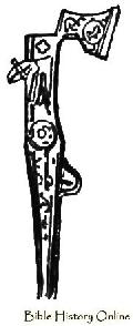 German Battle Axe With Wheel Lock Pistol