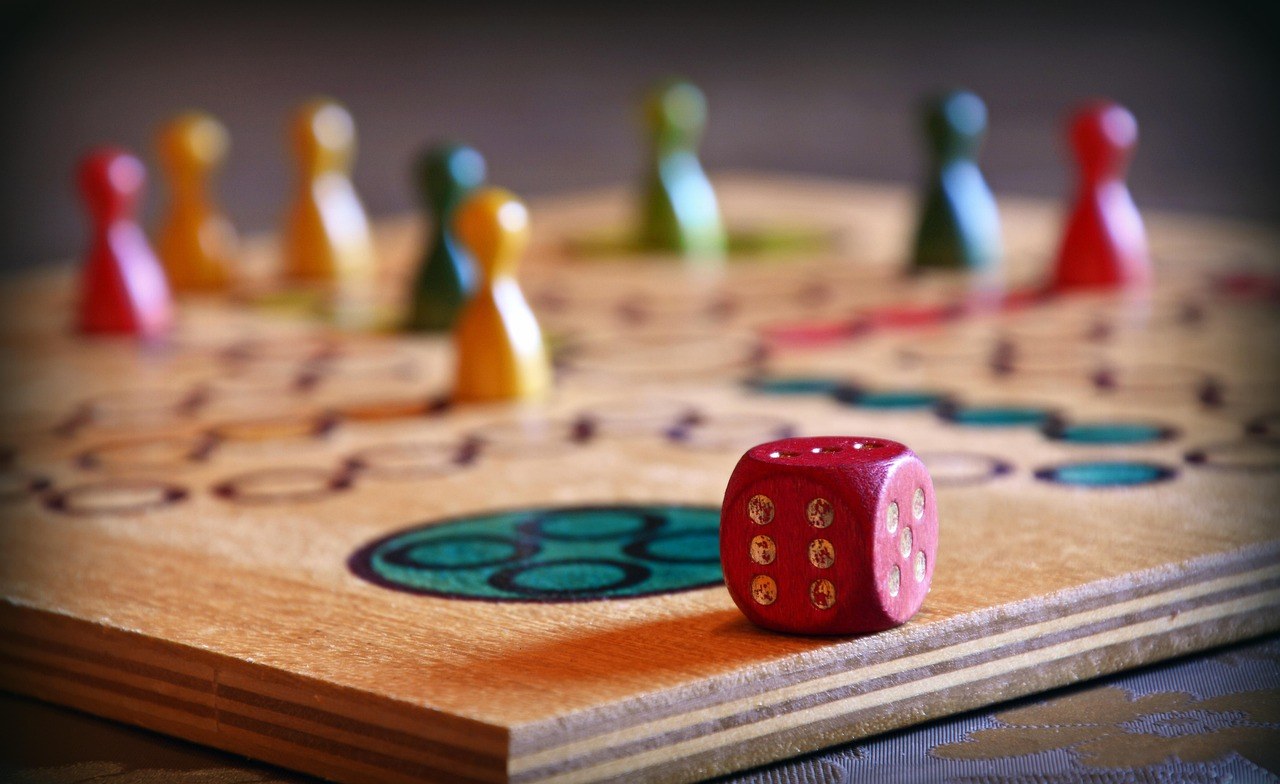 Board games and race games in Mesopotamia and Egypt