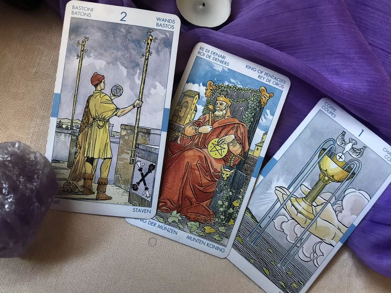 Tarot, Tarot reading, Tarot card reads image