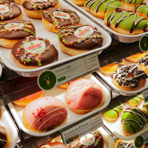 Boca Raton’s Sweet Secret: Exploring the World of Vegan, Gluten-Free, and Healthy Cakes image